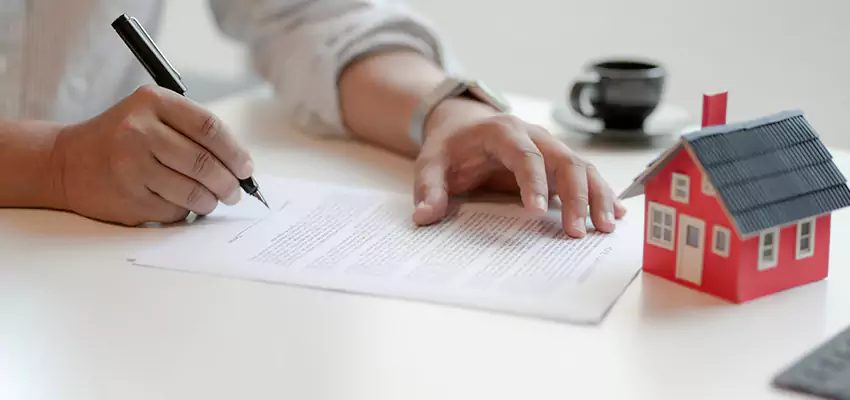 How We Calculate Your Sell House in Foreclosure Offer in Centereach, New York?