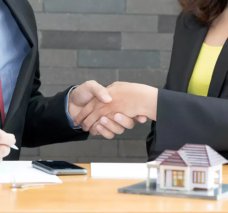 Why Sell to Us Instead of Letting the Home Go to Auction in Centereach, NY?